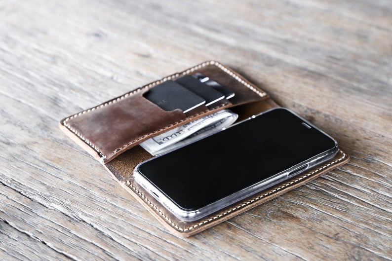 Bezet puur gebied Handmade Leather iPhone Wallet [Personalized]