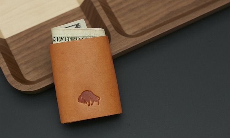 bison cash fold